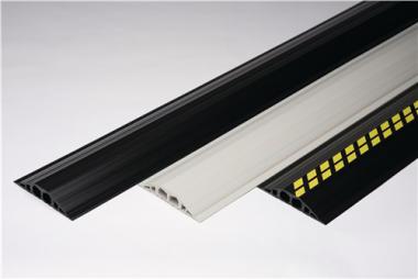 Industriekabelbrcke L1500xB200xH35mm - 1 ST  Weich-PVC schwarz/gelb m.Doppelklebeband