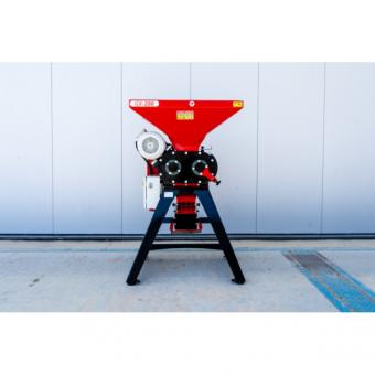 GX-200 New Getreidepresse, REMET - 1 Stk  Antrieb ber 7,5 kW/400 V Elektromotor
