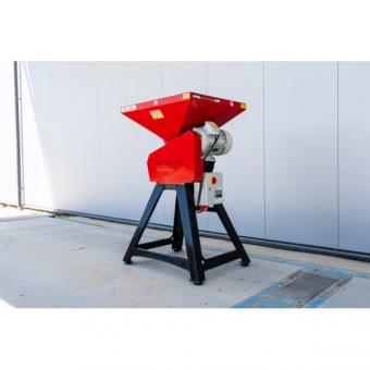 GX-200 New Getreidepresse, REMET - 1 Stk  Antrieb ber 7,5 kW/400 V Elektromotor